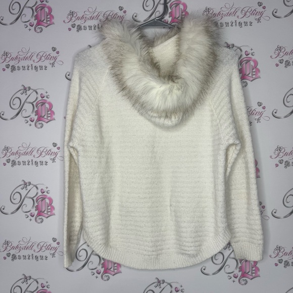 Cat & jack sweater pull over faux fur trim hood hoodie warm cozy knit crochet - Picture 2 of 11